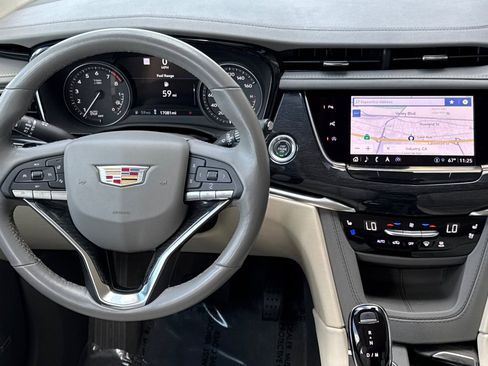 Used 2024 Cadillac XT6 Premium Luxury w/ Technology Package FWD image 15