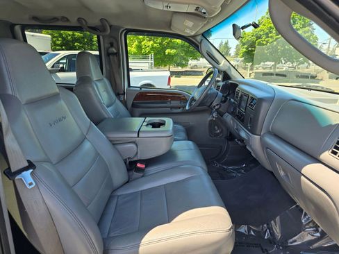 Used 2004 Ford F250 Lariat AWD/4WD image 13
