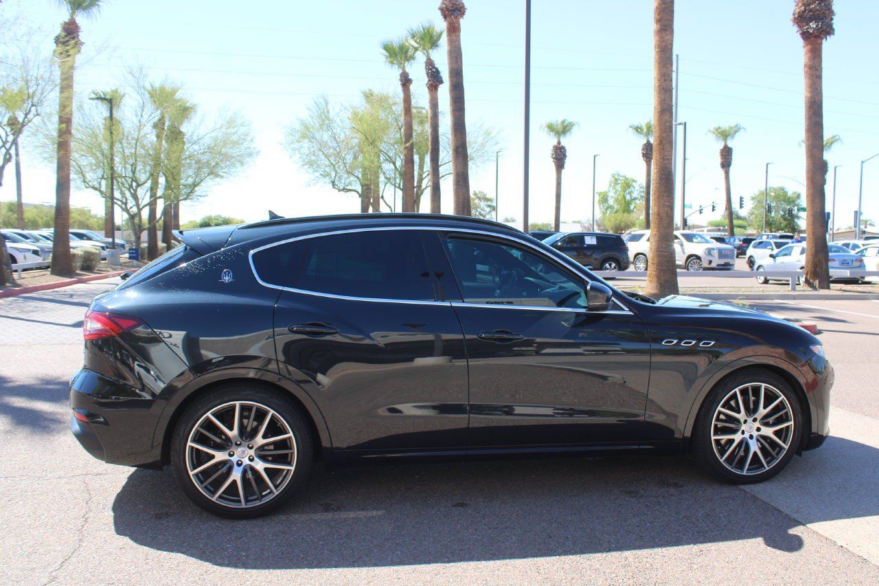 Used 2019 Maserati Levante GTS AWD/4WD image 7