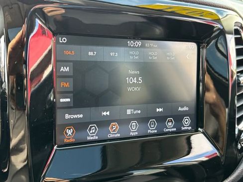 Used 2021 Jeep Compass Latitude w/ Sun and Sound Group image 31