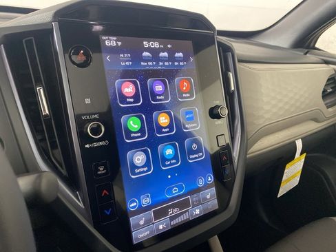 Certified 2025 Subaru Forester Limited image 27