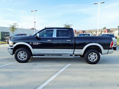 Used 2017 RAM 2500 Laramie image 7