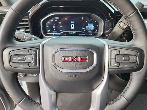 Used 2024 GMC Sierra 1500 SLT image 29
