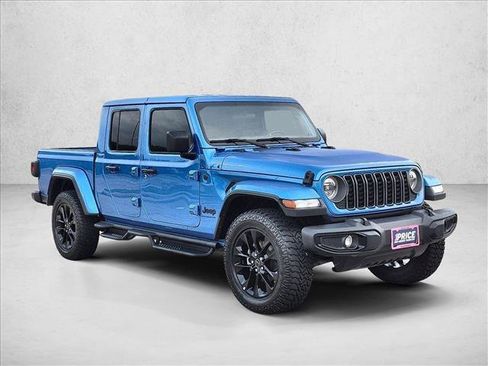 Certified 2025 Jeep Gladiator Sport AWD/4WD image 3