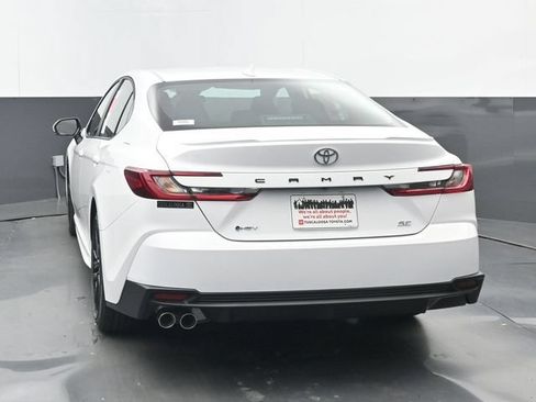 New 2026 Toyota Camry SE FWD image 18