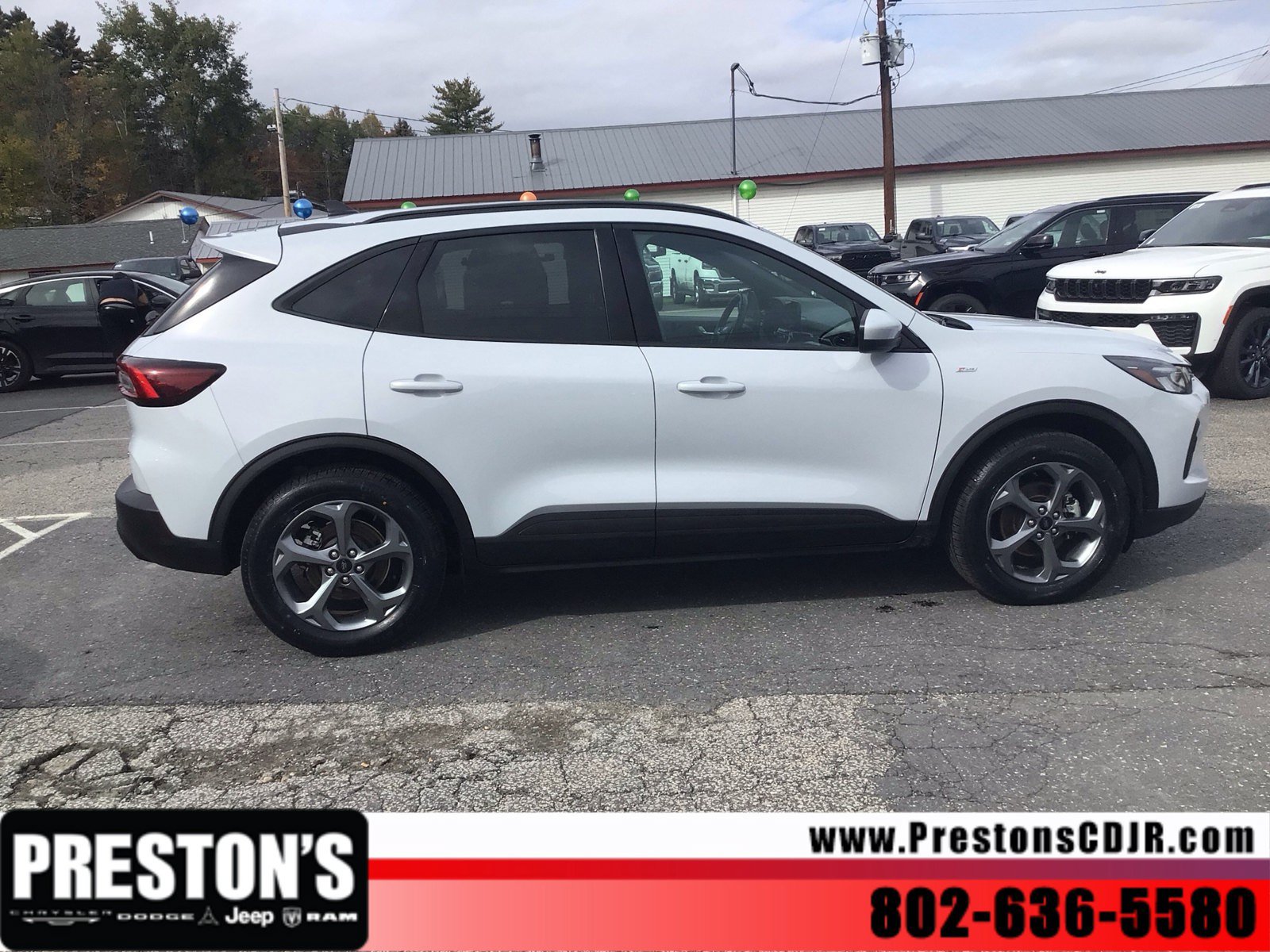 Used 2025 Ford Escape ST-Line Select AWD/4WD image 7