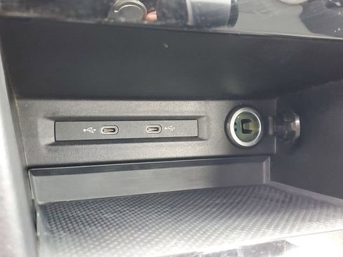 Certified 2024 Volkswagen Taos S FWD image 21
