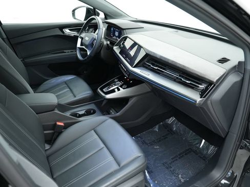 Used 2023 Audi Q4 e-tron Premium Plus w/ Premium Plus RWD image 20