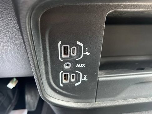 Certified 2025 RAM 2500 Big Horn AWD/4WD image 22