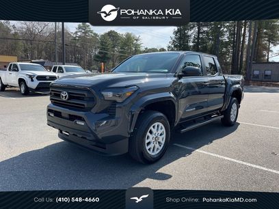 Used 2025 Toyota Tacoma SR5