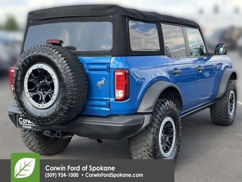 Used 2023 Ford Bronco Black Diamond w/ Sasquatch Package AWD/4WD image 16