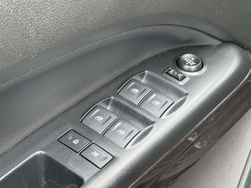 Used 2022 GMC Canyon Elevation w/ Driver Alert Package AWD/4WD image 27