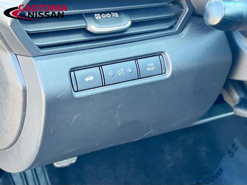 Used 2023 Nissan Altima 2.5 SV image 13