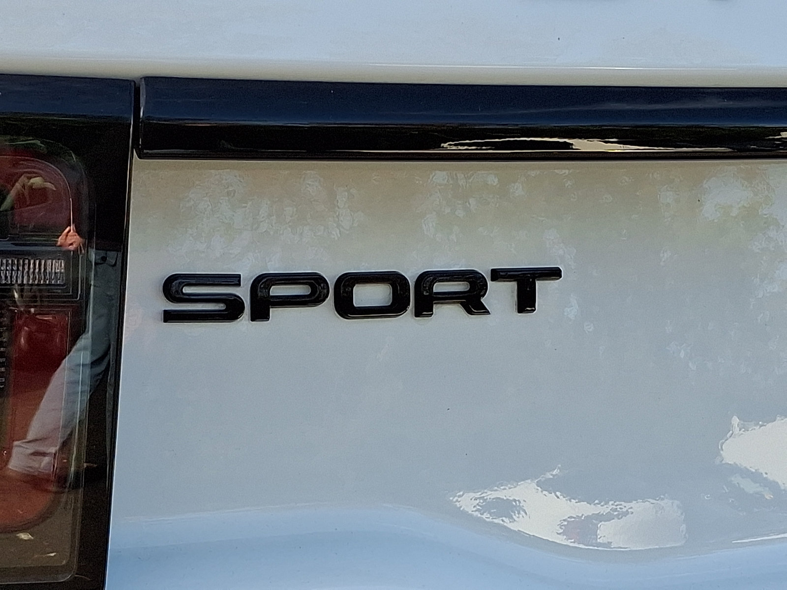 Used 2026 Land Rover Discovery Sport Landmark AWD/4WD image 30