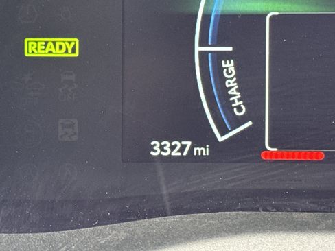 Used 2025 Toyota Camry SE w/ Multimedia Upgrade Package image 20