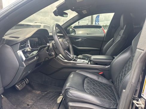 Used 2021 Audi SQ8 Prestige AWD/4WD image 9