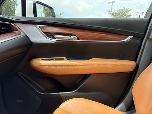 Used 2026 Cadillac XT5 Premium Luxury w/ Driver Assist Package FWD image 27