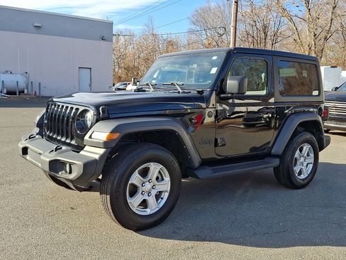 Used 2023 Jeep Wrangler Sport S image 5