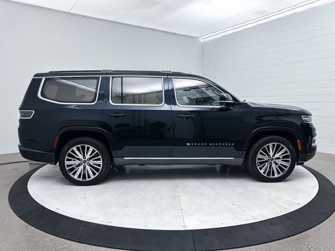 Used 2022 Jeep Grand Wagoneer Series III image 45