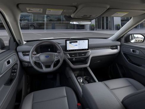New 2026 Ford Explorer Active w/ Active Comfort Package image 9