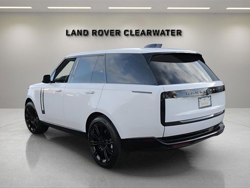 New 2026 Land Rover Range Rover SE image 3