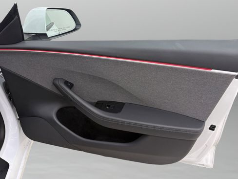 Used 2024 Tesla Model 3 Long Range image 26