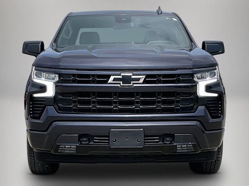 Used 2022 Chevrolet Silverado 1500 RST RWD image 3