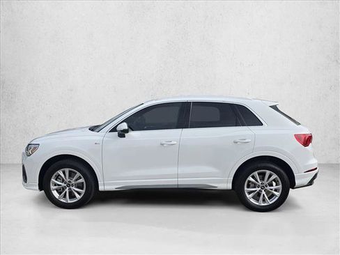 Certified 2025 Audi Q3 2.0T Premium w/ Convenience Package AWD/4WD image 8