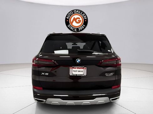 Used 2023 BMW X5 xDrive40i w/ Premium Package AWD/4WD image 6