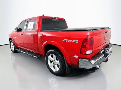 Used 2018 RAM 1500 SLT image 5