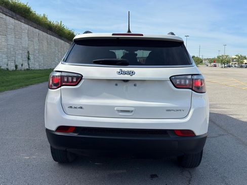 Used 2020 Jeep Compass Sport image 4