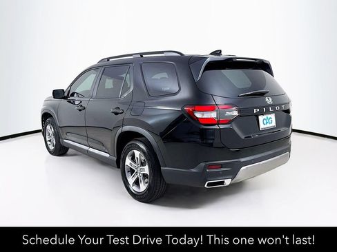 Certified 2026 Honda Pilot EX-L image 6