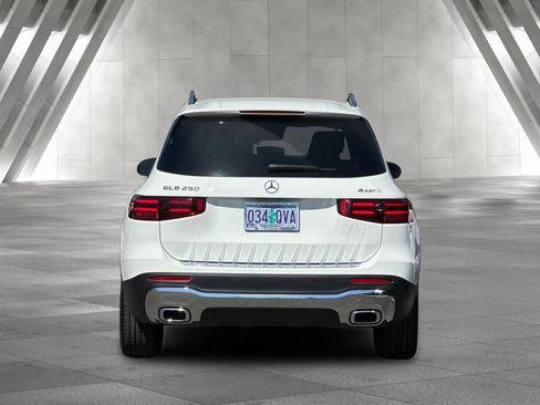 Certified 2026 Mercedes-Benz GLB 250 4MATIC image 5