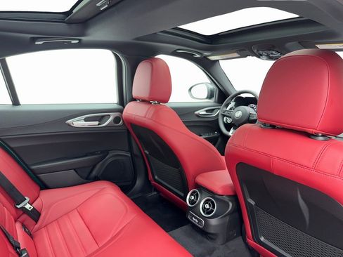 New 2025 Alfa Romeo Giulia image 46