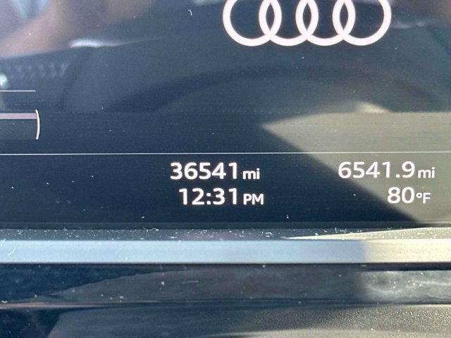 Used 2021 Audi e-tron Premium Plus w/ Premium Plus Package AWD/4WD image 29