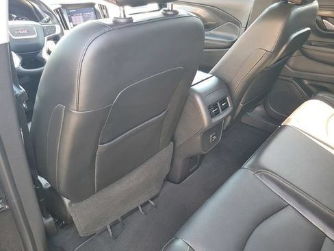 Used 2021 GMC Terrain SLT w/ Infotainment Package II FWD image 12
