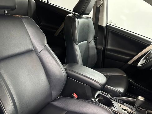 Used 2014 Toyota RAV4 Limited AWD/4WD image 36