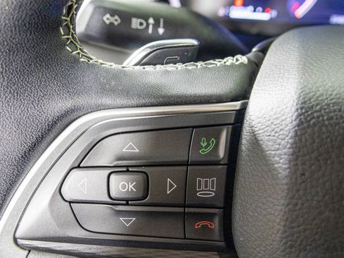 Used 2024 Jeep Grand Cherokee L Altitude image 34