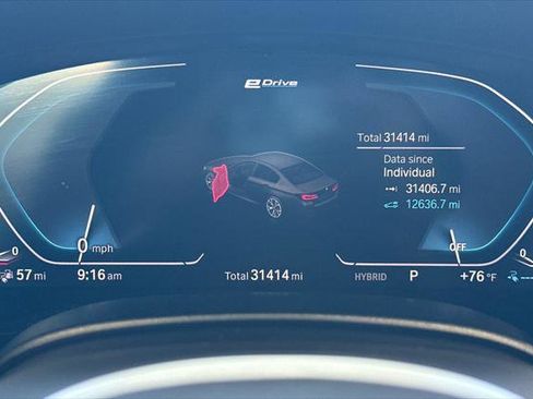 Used 2023 BMW 530e T w/ M Sport Package image 23