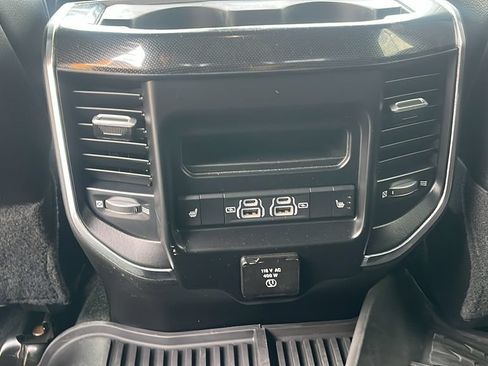Used 2022 RAM 3500 Laramie AWD/4WD image 22