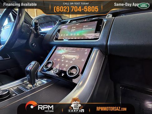 Used 2018 Land Rover Range Rover Sport HSE image 17