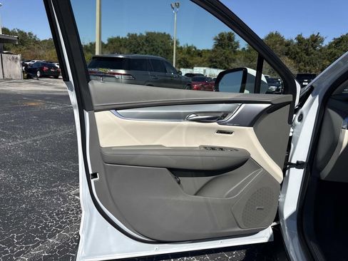 New 2026 Cadillac XT5 Premium Luxury image 18