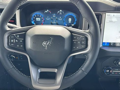 New 2026 Ford Bronco Outer Banks w/ Sasquatch Package AWD/4WD image 10