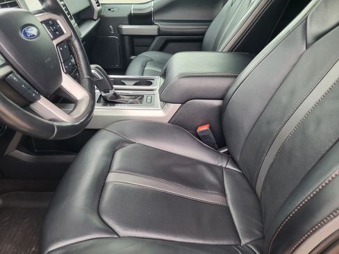Used 2020 Ford F150 Platinum w/ Equipment Group 701A Luxury AWD/4WD image 10