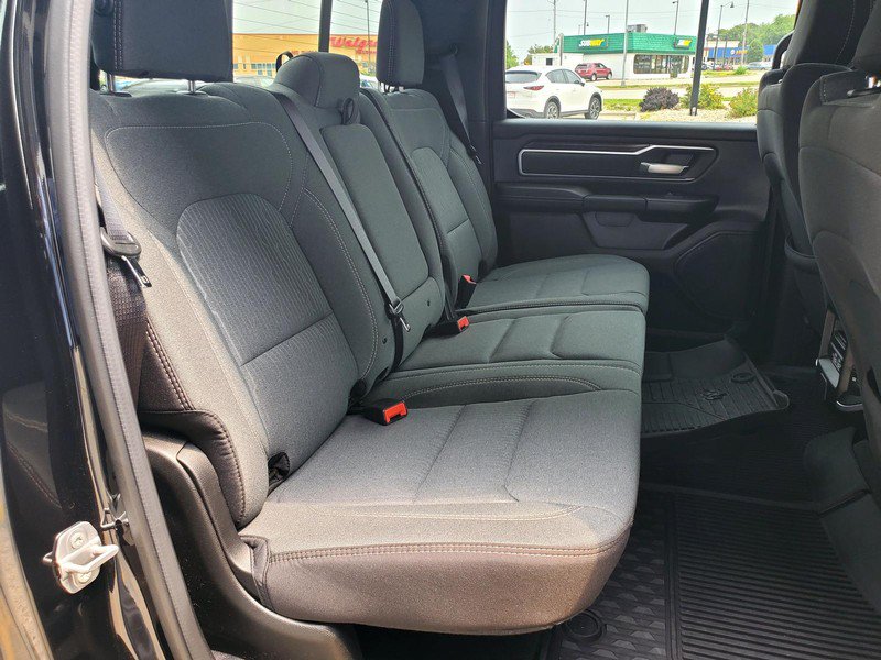 Used 2023 RAM 1500 4x4 Crew Cab image 15