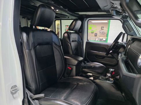 Used 2021 Jeep Wrangler Unlimited Sahara w/ Cold Weather Group image 24