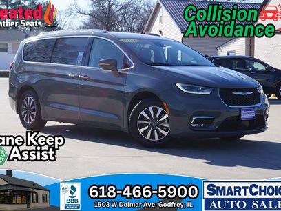 Used 2021 Chrysler Pacifica Touring-L