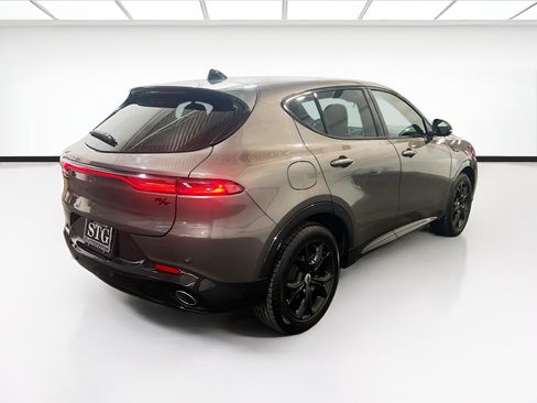 Used 2024 Dodge Hornet R/T Plus w/ R/T Blacktop Package AWD/4WD image 4