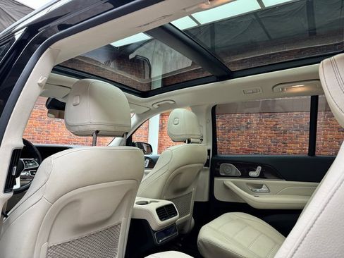 Certified 2023 Mercedes-Benz GLS 450 4MATIC image 26