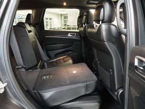 Used 2020 Jeep Grand Cherokee Limited image 31